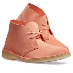 Clark’s Originals Desert Boot Suede Pink